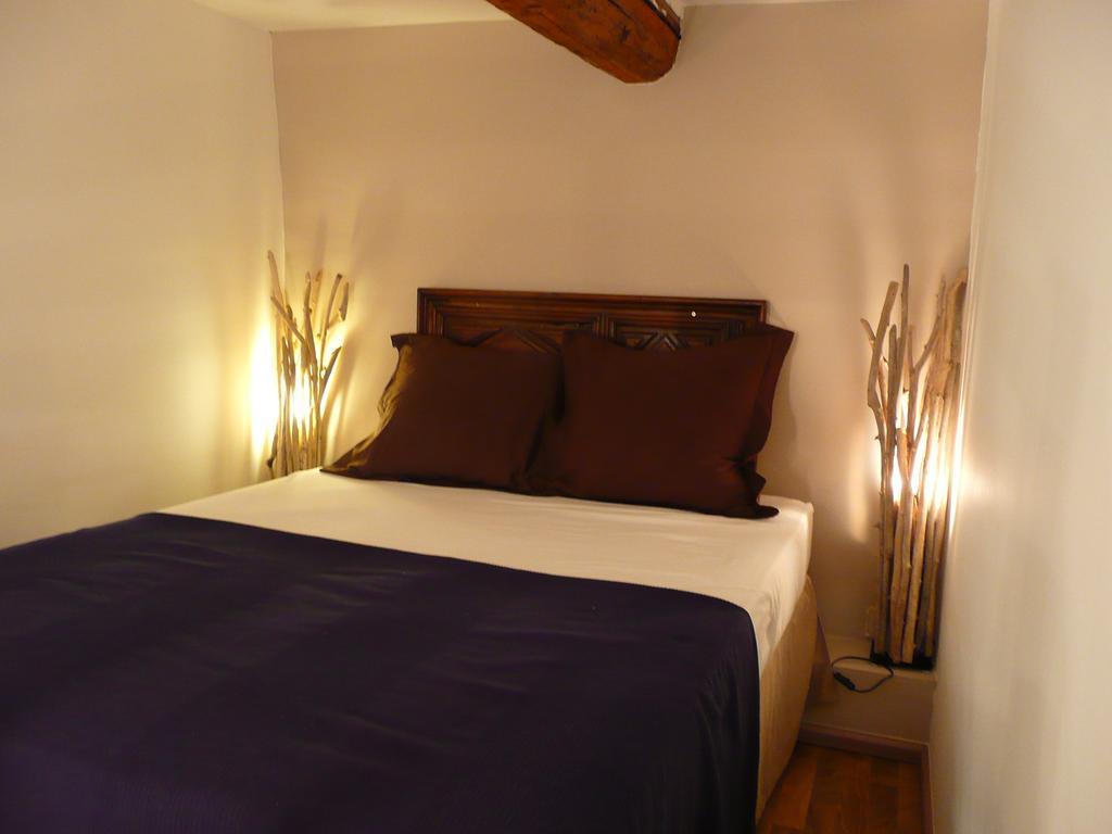 Bed And Breakfast Jardin De Marie Aix-en-Provence Habitación foto